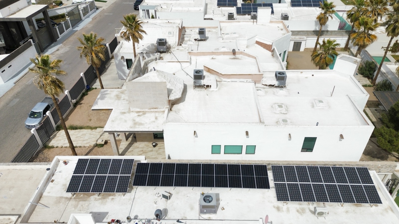 Paneles solares residenciales Misión de los lagos